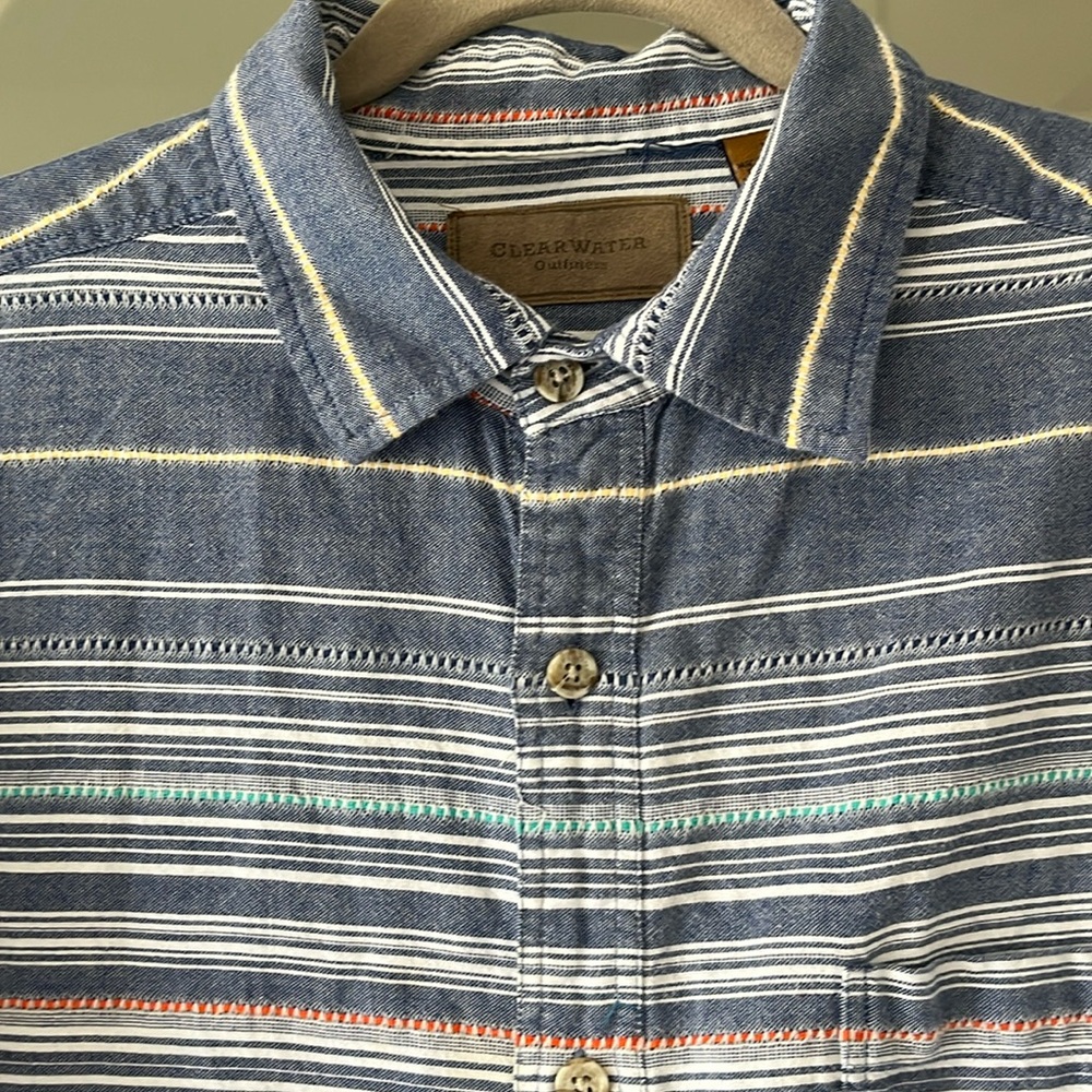 Men’s Clear Water Outfitters long sleeve button down, striped, size XL
